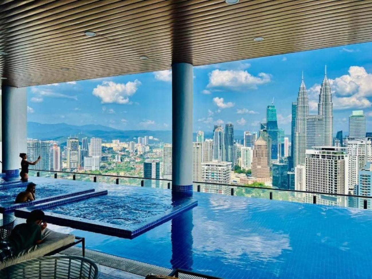דירות קואלה לומפור The Luxe Colony Klcc By Sky Pool מראה חיצוני תמונה
