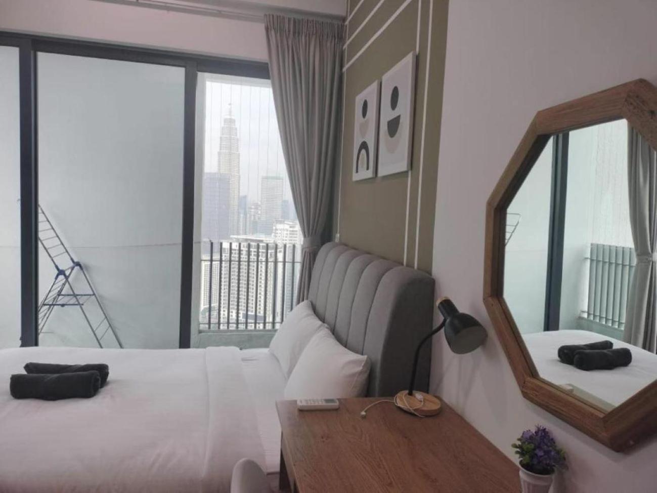 דירות קואלה לומפור The Luxe Colony Klcc By Sky Pool מראה חיצוני תמונה