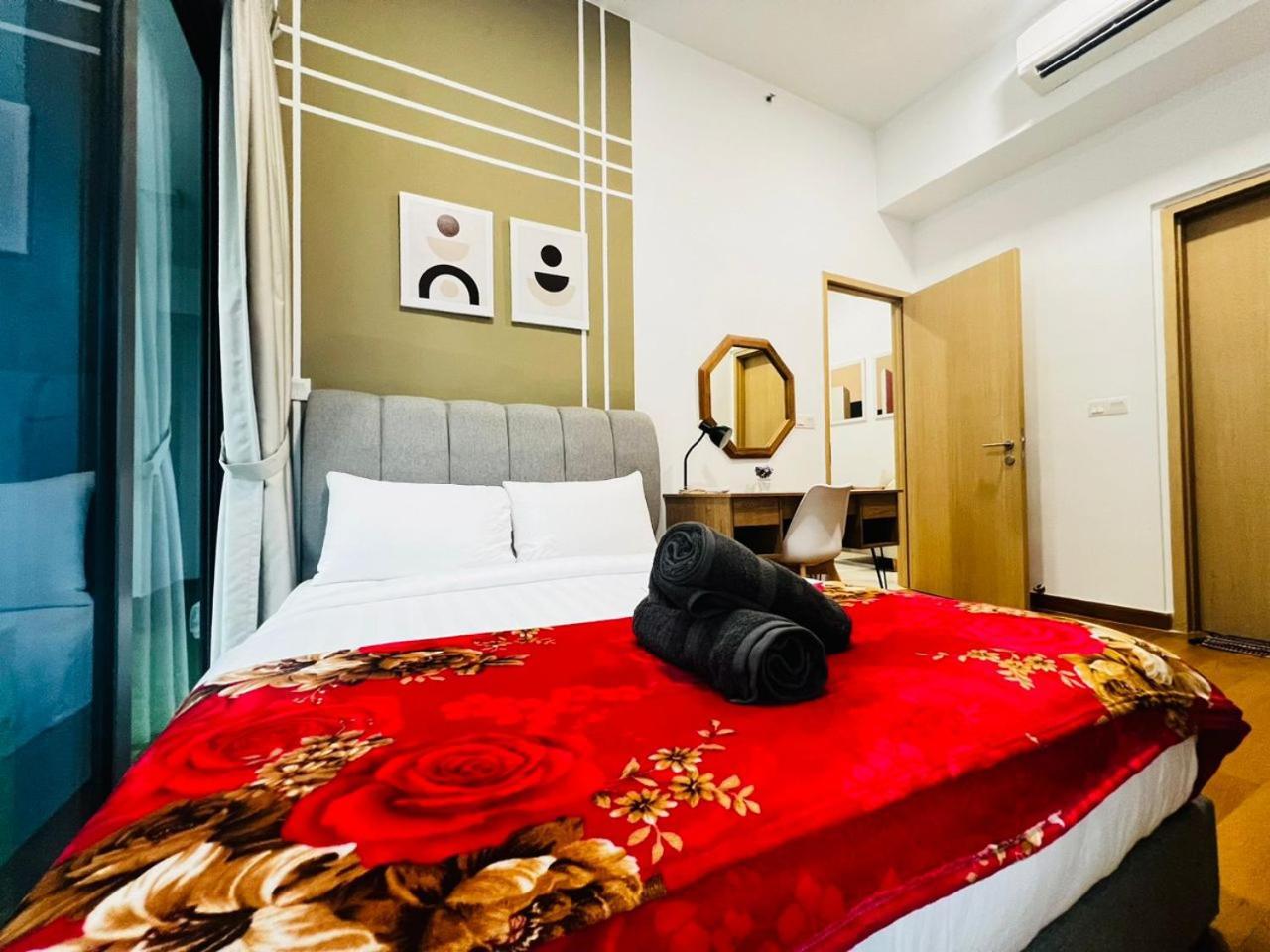 דירות קואלה לומפור The Luxe Colony Klcc By Sky Pool מראה חיצוני תמונה