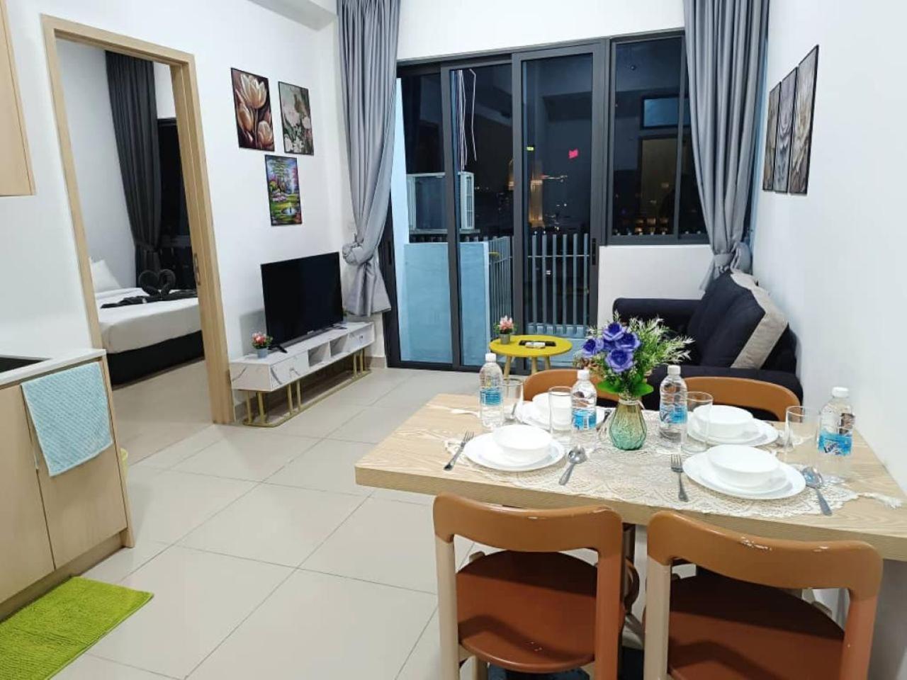 דירות קואלה לומפור The Luxe Colony Klcc By Sky Pool מראה חיצוני תמונה