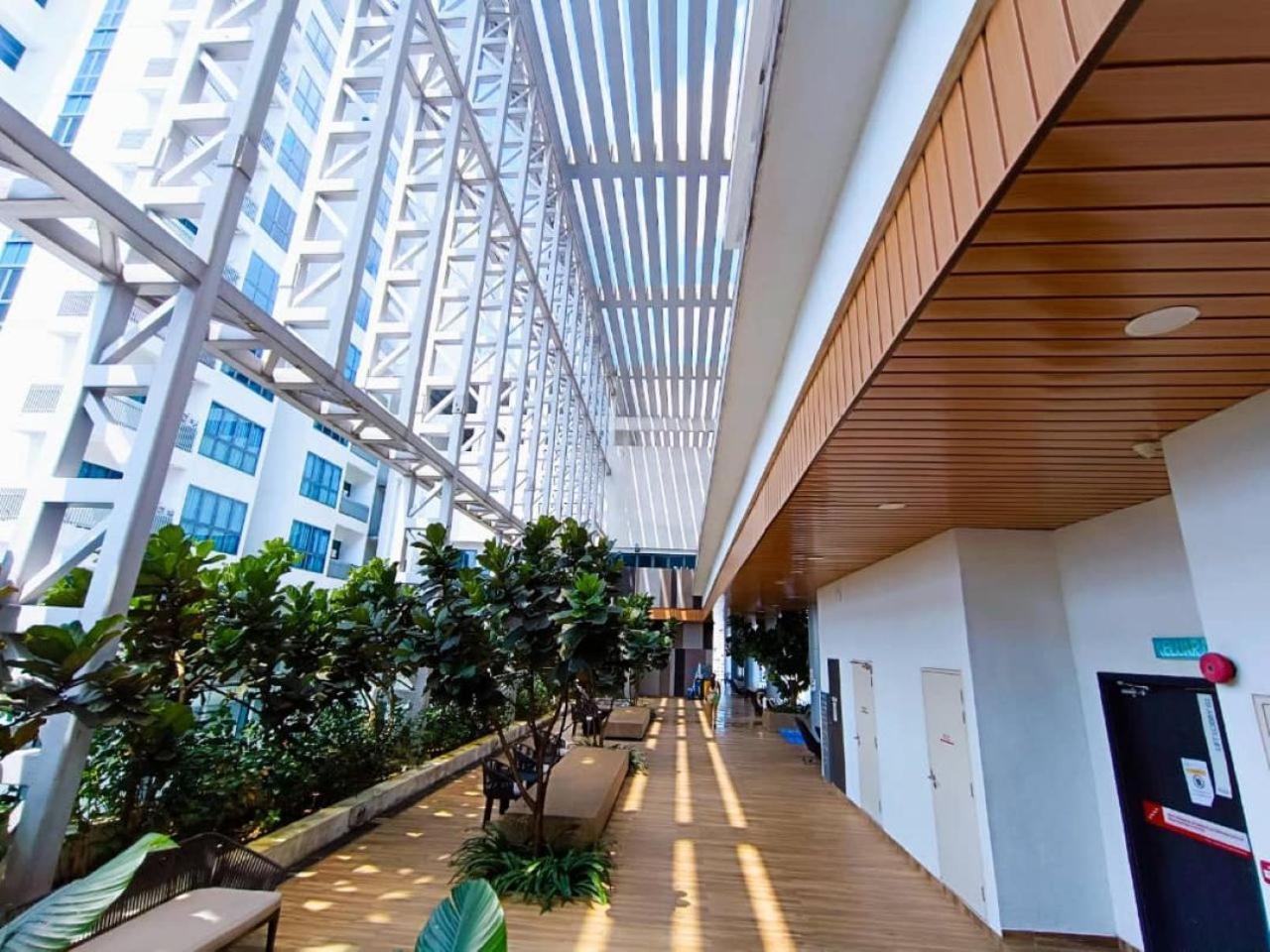 דירות קואלה לומפור The Luxe Colony Klcc By Sky Pool מראה חיצוני תמונה