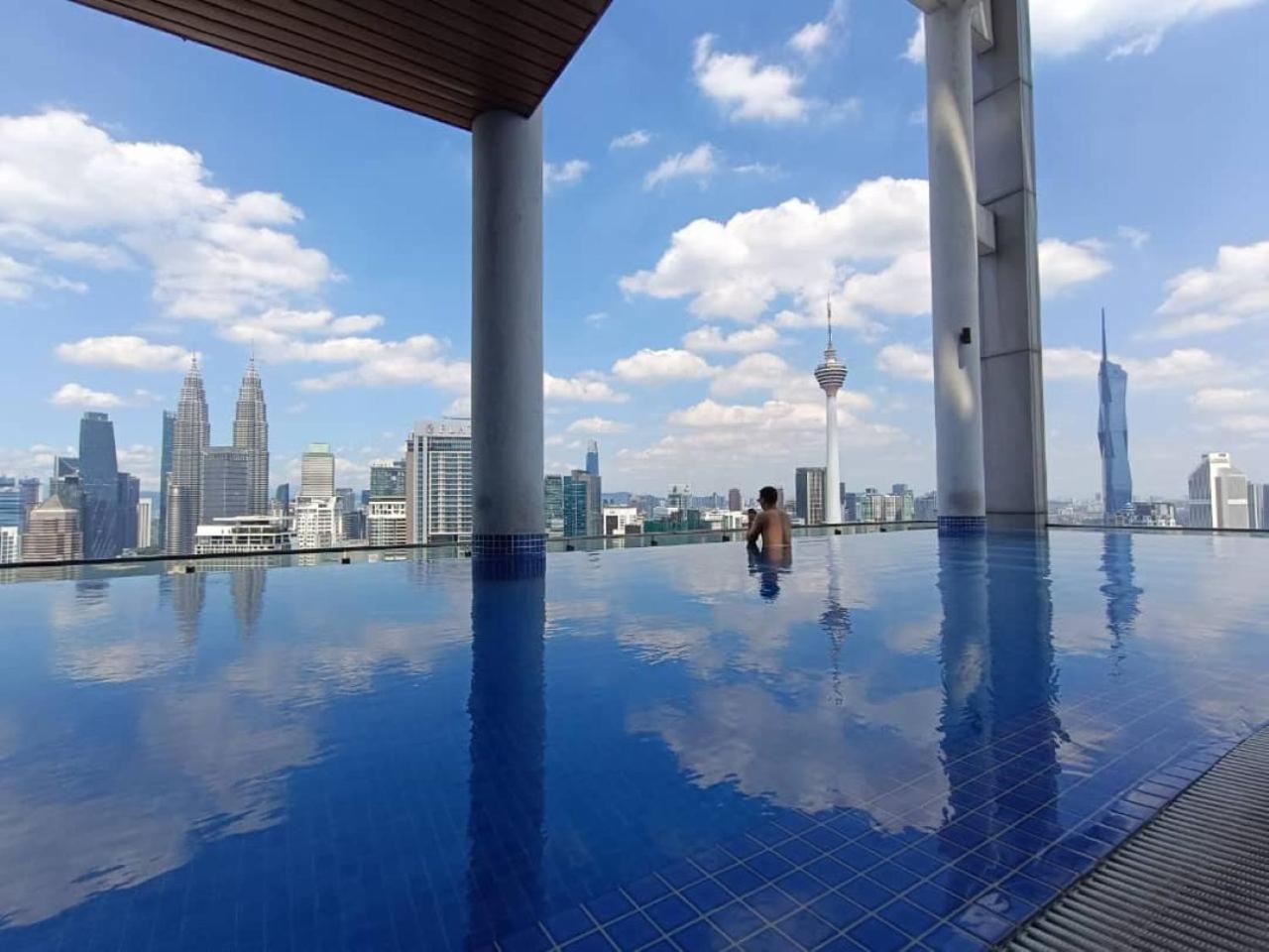דירות קואלה לומפור The Luxe Colony Klcc By Sky Pool מראה חיצוני תמונה