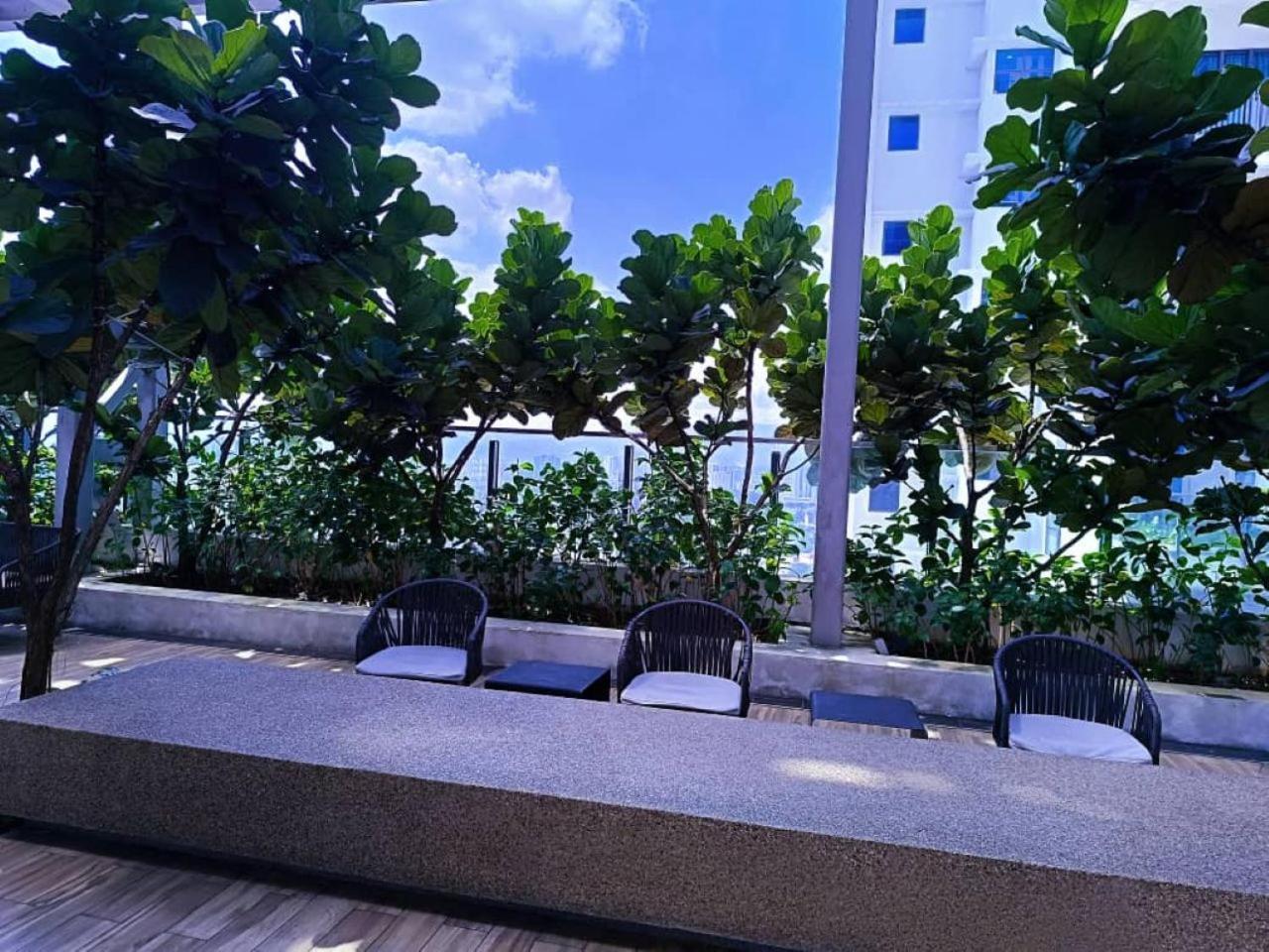 דירות קואלה לומפור The Luxe Colony Klcc By Sky Pool מראה חיצוני תמונה
