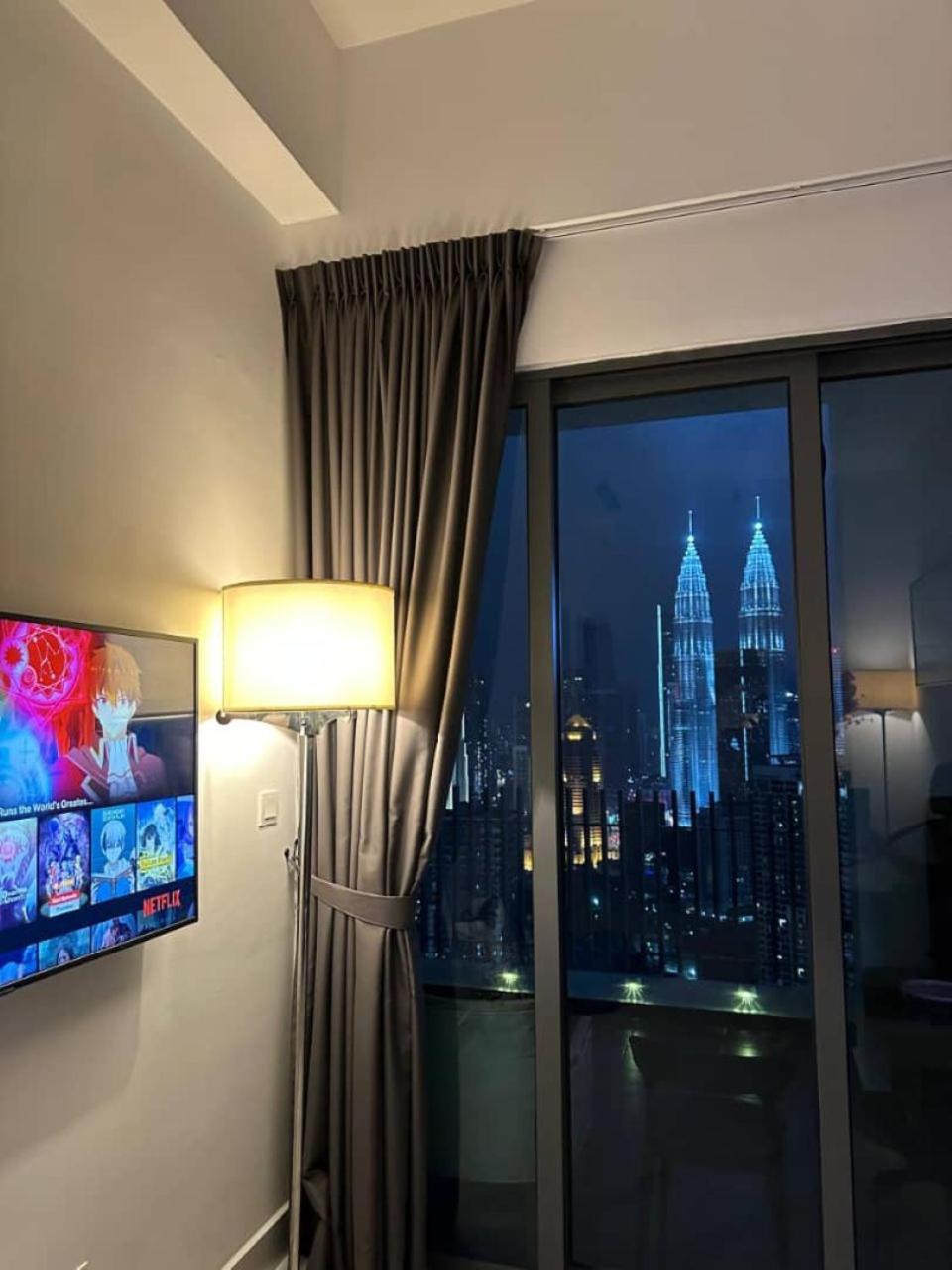 דירות קואלה לומפור The Luxe Colony Klcc By Sky Pool מראה חיצוני תמונה